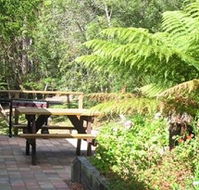 Blackwood Studio Accommodation - Cottage-- - E Caravan Parks