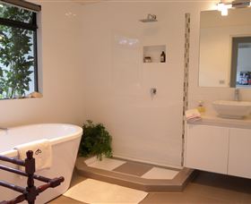 Huon Valley Eco Wilderness Retreat - E Caravan Parks 3