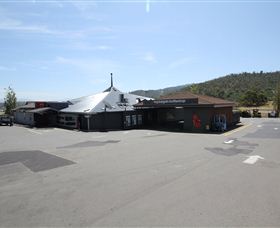 Mornington Inn Hotel Motel - The - E Caravan Parks 0