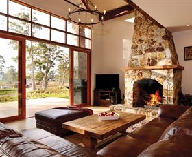 Adventure Bay Retreat Accommodation - E Caravan Parks 1