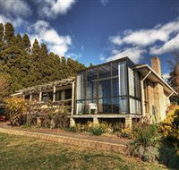 Waterside Accommodation - Derwent Vista - E Caravan Parks