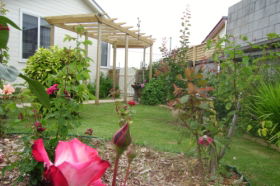 Mother Goose Bed And Breakfast - E Caravan Parks 0