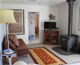 Sisters Beach House - E Caravan Parks 0