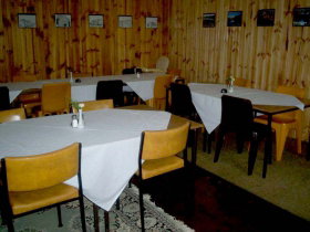 National Park Hotel - E Caravan Parks 0