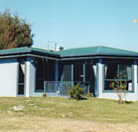 Homelea Accommodation Spa Cottage and Apartments - E Caravan Parks