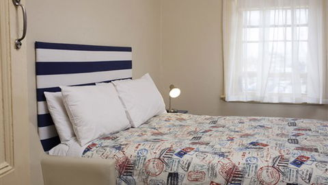 The Cally Hotel - E Caravan Parks 0