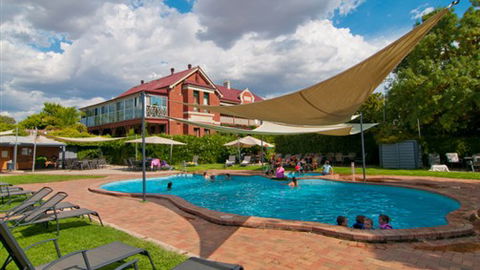 Alzburg Resort Mansfield - E Caravan Parks 1
