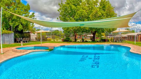 Alzburg Resort Mansfield - E Caravan Parks 2