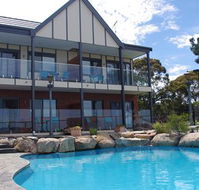 The View on Grossmans - E Caravan Parks