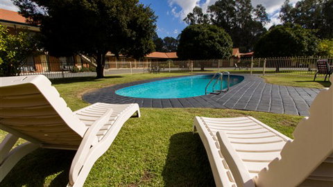 Advance Motel - E Caravan Parks 3