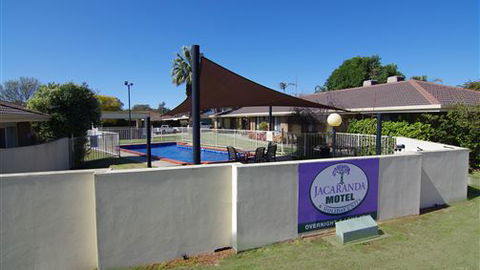 Jacaranda Motel & Holiday Units - E Caravan Parks 2