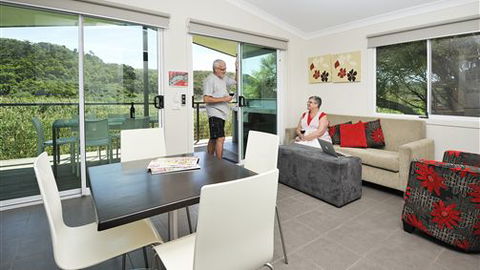 Port Campbell Holiday Park - E Caravan Parks 0