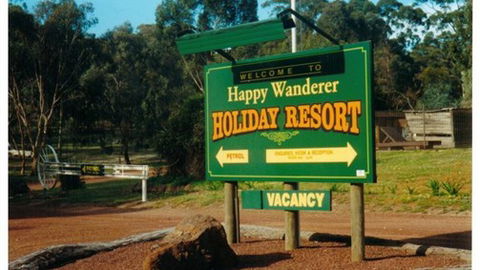 Happy Wanderer Holiday Resort - E Caravan Parks 2