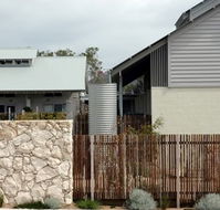 Oceanic Sorrento - Motel Apartments - E Caravan Parks