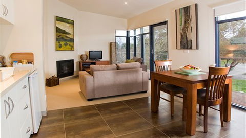 Aireys Inlet Getaway Resort - E Caravan Parks 1
