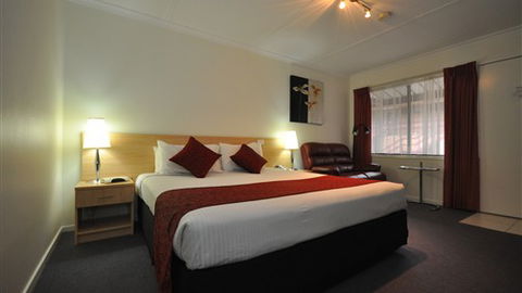 Edinburgh Motor Inn - E Caravan Parks 1