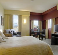 Comfort Inn  Suites City Views - E Caravan Parks