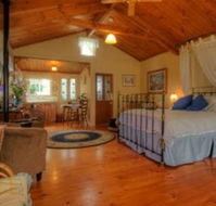 Braeside Garden Cottages - E Caravan Parks
