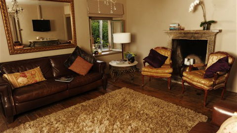 Villa Parma At Peppers Mineral Springs Hotel - E Caravan Parks 3