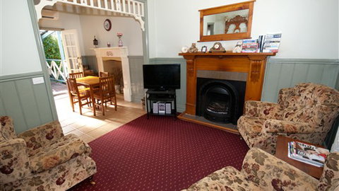 Glazebrook Cottage B&B Ballarat - E Caravan Parks 1