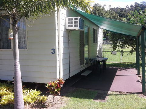 Flying Fish Point Tourist Park - E Caravan Parks 2