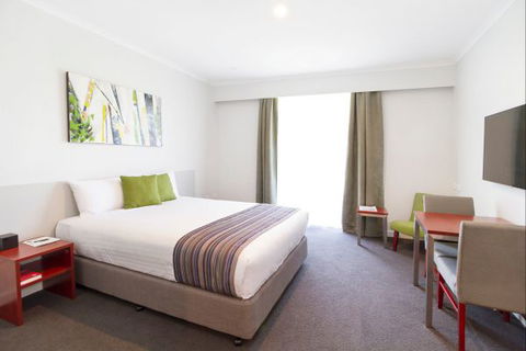 Abode Narrabundah - E Caravan Parks 2