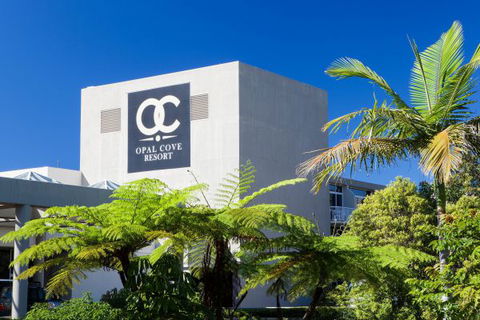 Absolute Beachfront Opal Cove Resort - E Caravan Parks 7