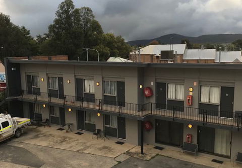 Commercial Hotel Motel Lithgow - E Caravan Parks 3