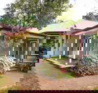 Federation Gardens And Possums Hideaway - E Caravan Parks