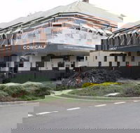 Cow and Calf Hotel - E Caravan Parks
