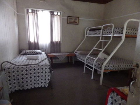 Victoria Hotel: Moonan Flat - E Caravan Parks 3