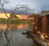 Bill's Boathouse - E Caravan Parks