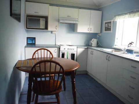 The Little White House - E Caravan Parks 1