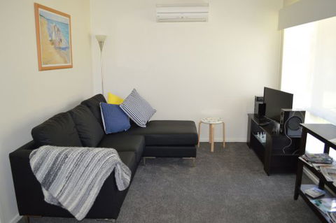 Waterfall Cottage - E Caravan Parks 2