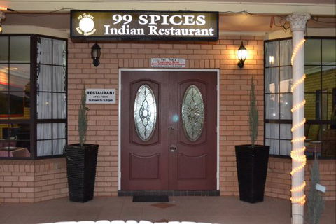 Cameo Inn Motel - E Caravan Parks 8