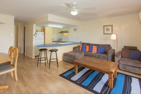 Spalding Lodge Unit 16 - E Caravan Parks 200