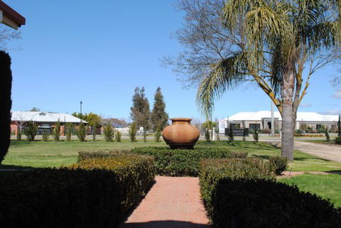 Casa Pizzini Bed And Breakfast - E Caravan Parks 5