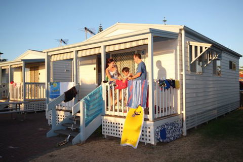 Christies Beach Tourist Park - E Caravan Parks 0