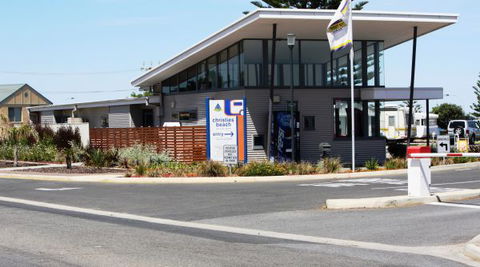 Christies Beach Tourist Park - E Caravan Parks 2