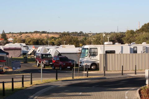 Christies Beach Tourist Park - E Caravan Parks 3