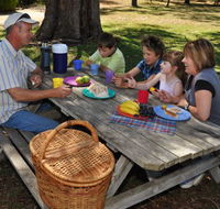 Naracoorte Caves Camping and Accomodation - E Caravan Parks