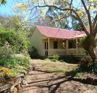 Hermitage Cottage - E Caravan Parks
