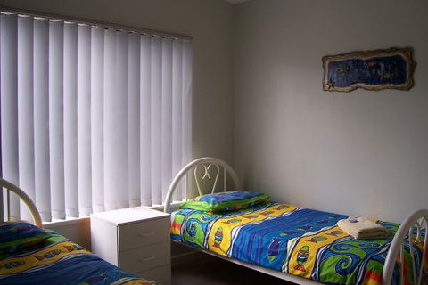 Marina Villa - E Caravan Parks 4