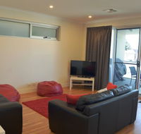 Port Lincoln City Apartment - E Caravan Parks