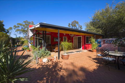 Vatu Sanctuary - E Caravan Parks 7