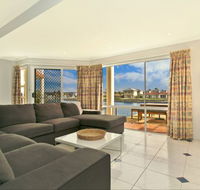 SALT Waterfront Apartment - E Caravan Parks