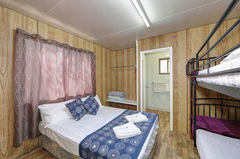 Alva Beach Tourist Park - E Caravan Parks 7