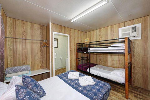 Alva Beach Tourist Park - E Caravan Parks 8