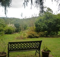 Hazelwood Cottage - E Caravan Parks
