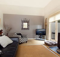 Lake Como Villa  Studio - Daylesford - E Caravan Parks